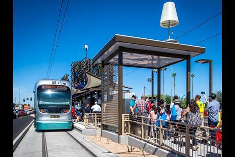 The extension takes the Phoenix area light rail network to 45 km and 38 stops.